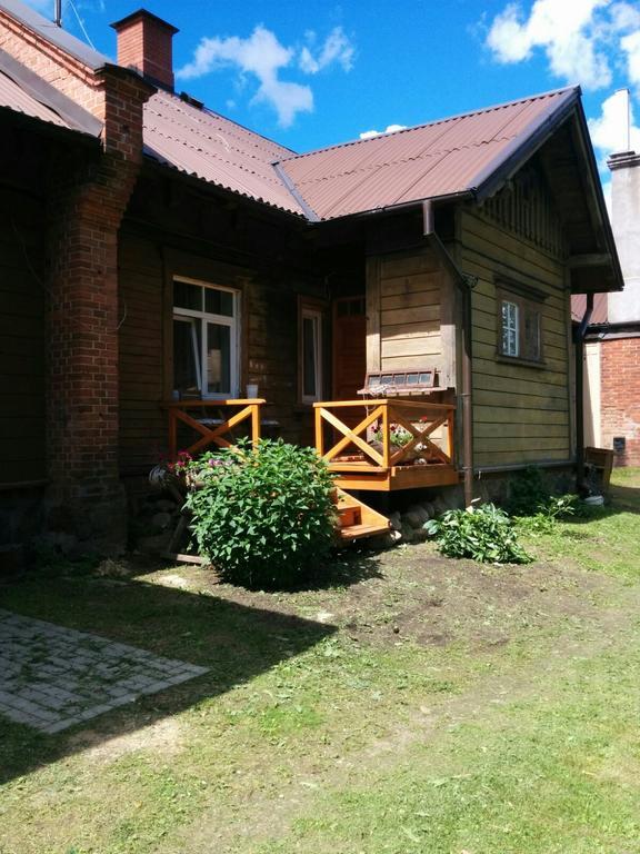 Viesu Nams Vilhelmine Hotel Ligatne Exterior photo